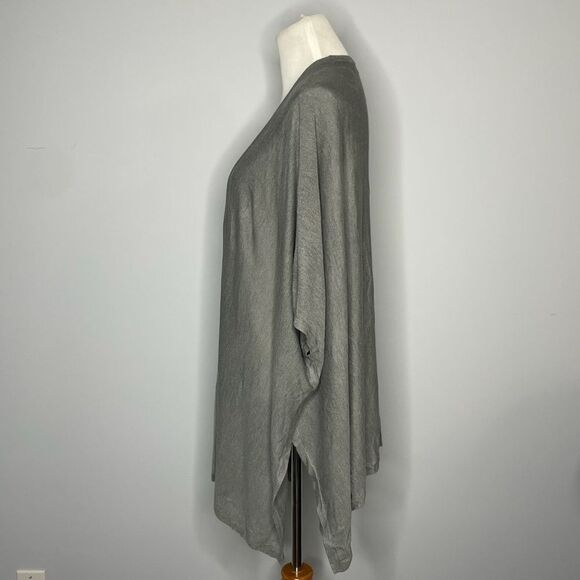 Forever 21- Grey Cardigan - Picture 2 of 3